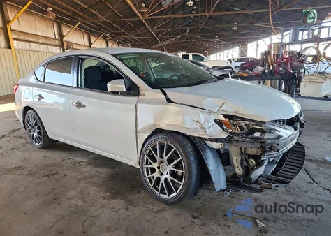 2017 Nissan Sentra S z USA, uszkodzony, nr VIN 3N1AB7AP5HY287293